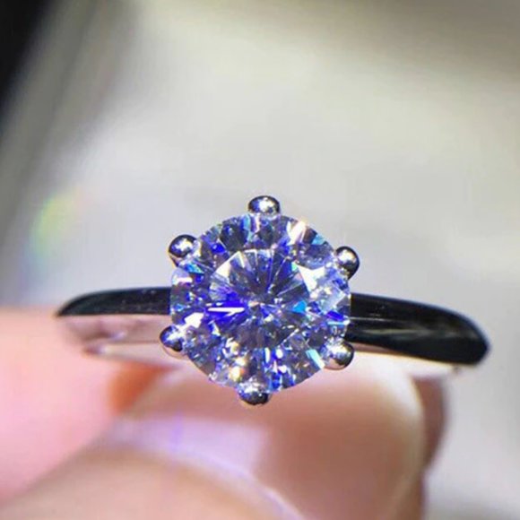 Moissanite Ring 2.0ct with band - Picture 2 of 9